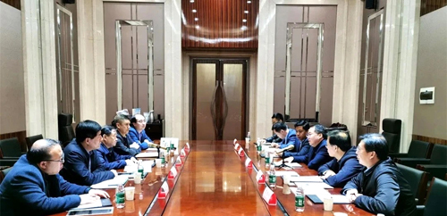 山東省利津縣委書(shū)記劉文林一行來(lái)公司調(diào)研考察