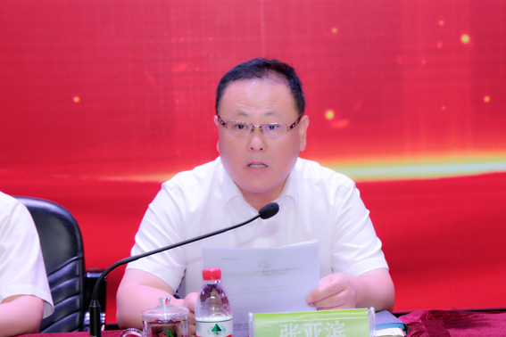 利君健康制藥集團隆重召開慶祝建黨103周年暨“七一”總結表彰大會