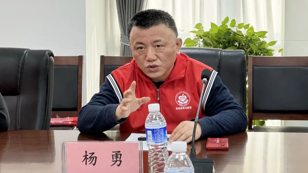 1735520626565578.jpg 情系慈善顯大愛——利君制藥向西安慈善會(huì)捐贈(zèng)價(jià)值780萬(wàn)元OTC藥品